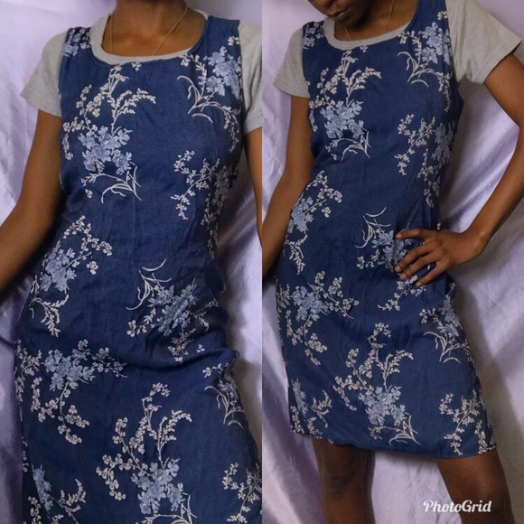Vintage Dresses & Skirts - 90s vintage navy floral Foil detail a line dress
